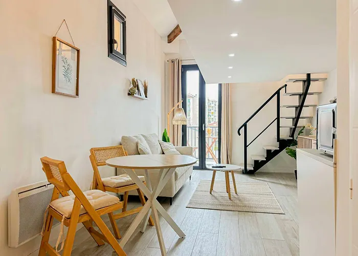 Potiers - Parking, Wifi, 2Pers