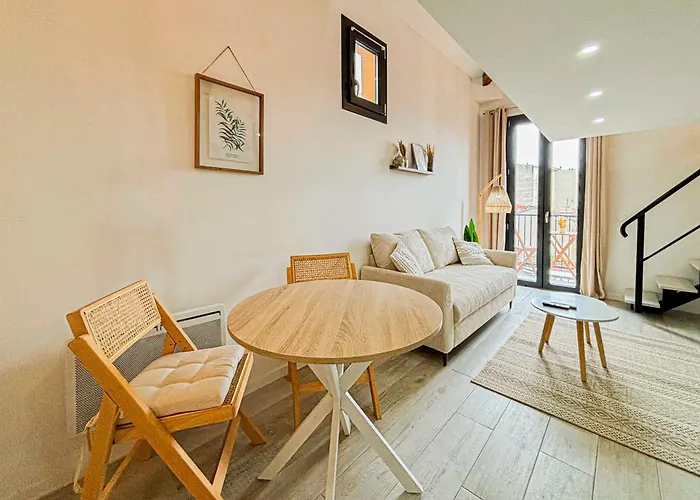Potiers - Parking, Wifi, 2Pers