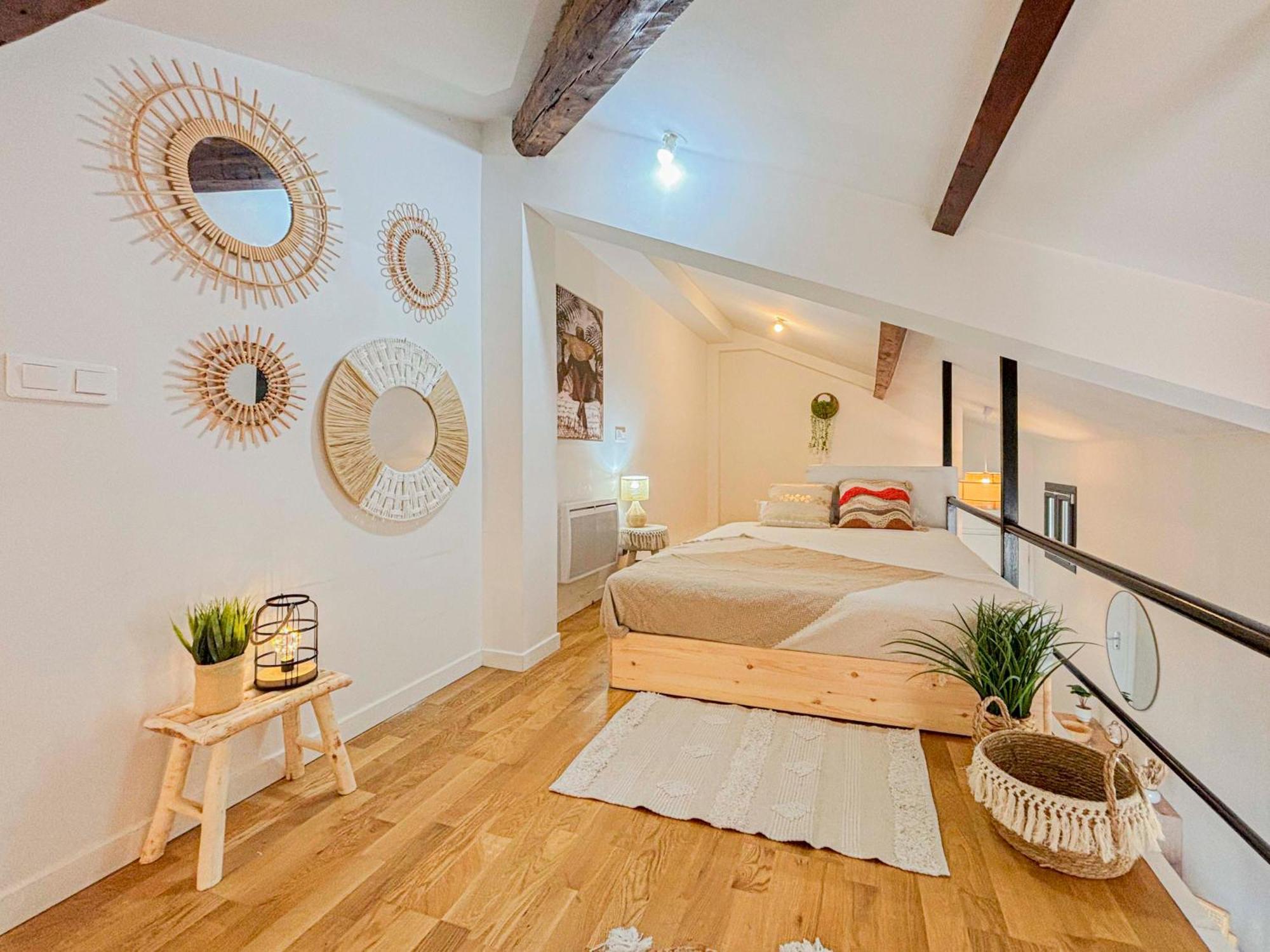 Potiers - Parking, Wifi, 2pers Appartement Nice